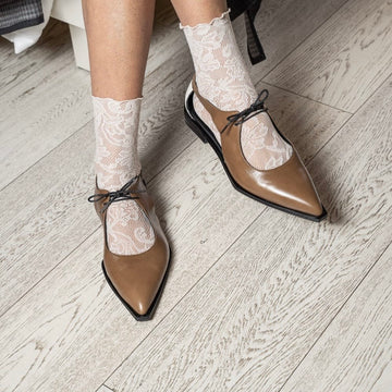 Scarpa allacciata Elettra