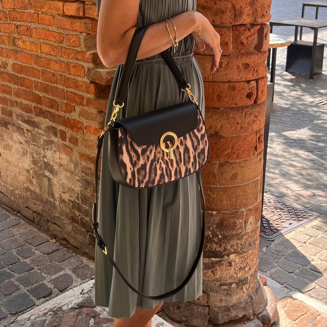 Borsa a spalla maculata