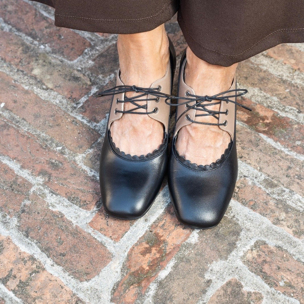 Scarpa allacciata Giorgia