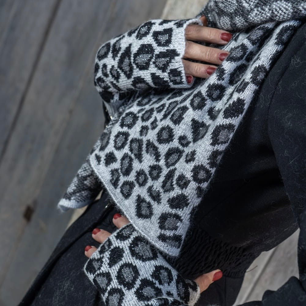 Guanti a manicotto Maculati