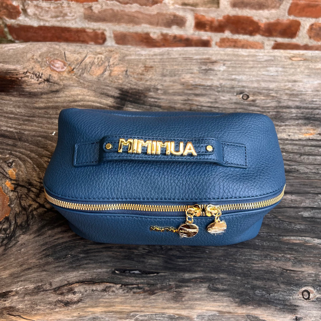 Borsa beuty tre pezzi Logo
