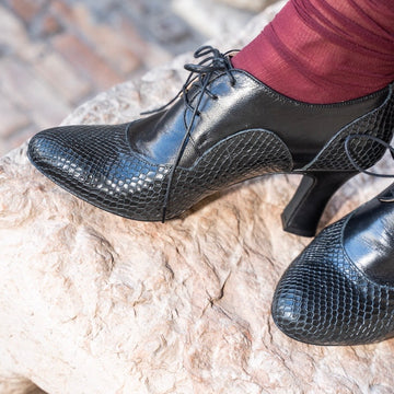 Scarpa allacciata Andrea